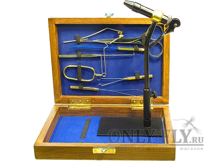 Набор инструментов в деревянной коробке FLY-FISHING Royal Coachman